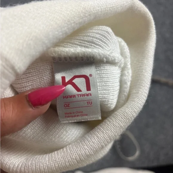 KARI TRAA Women’s Cream White Rothe Cuffed Beanie One Size Fits Most - Picture 3 of 7
